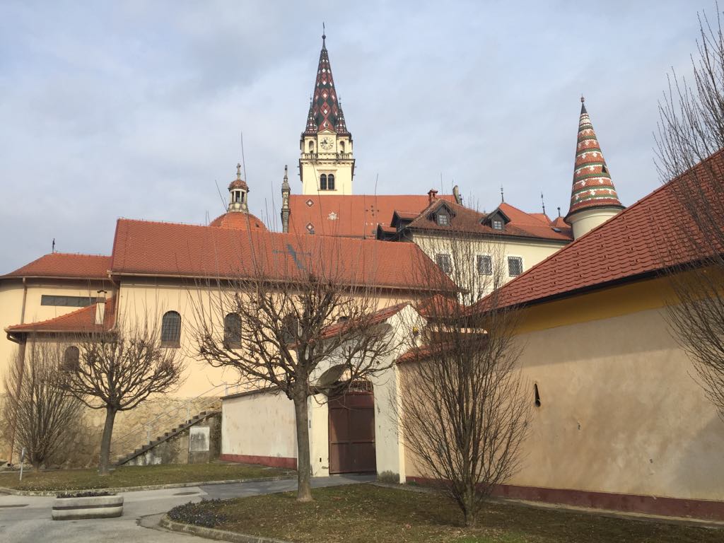 52598021 385000582055402 7639264514701000704 n